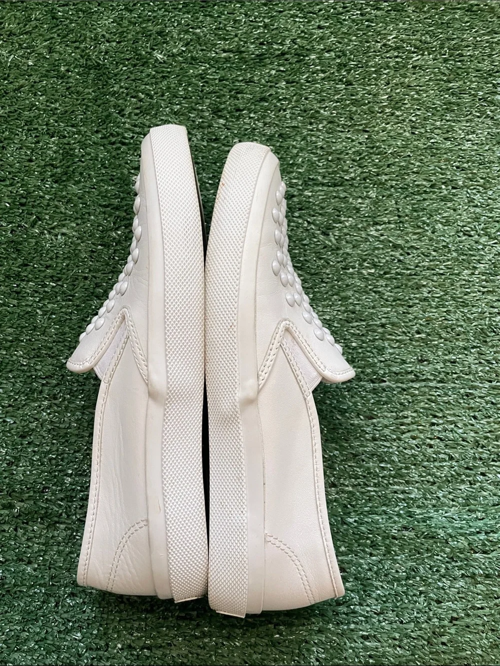 Coach Sneakers Chrissy Rivets White Leather Slip-On Women’s size 8.5 Studded